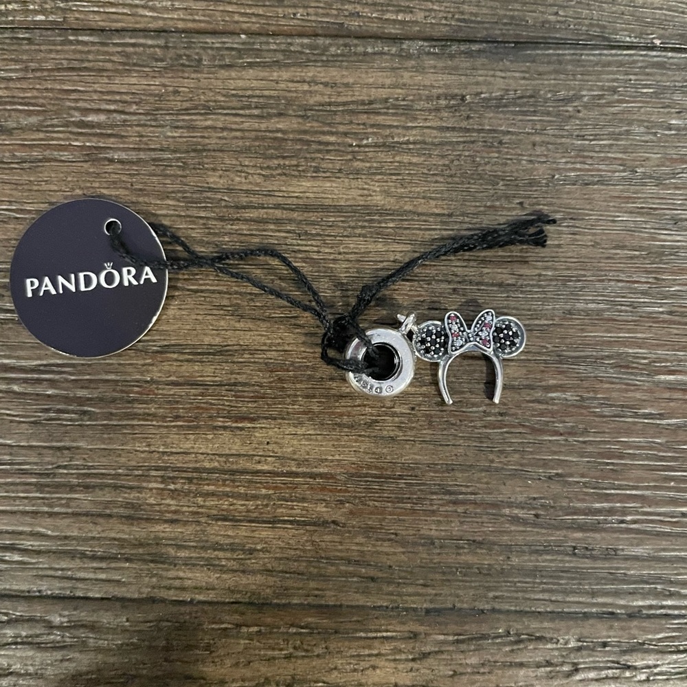 Mini mouse Pandora charm